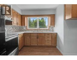 2056 Cottonwood Crescent SE - photo 7