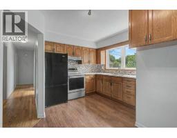 2056 Cottonwood Crescent SE - photo 9