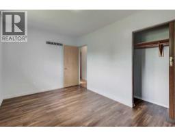 2056 Cottonwood Crescent SE - photo 14
