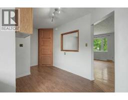 2056 Cottonwood Crescent SE - photo 11