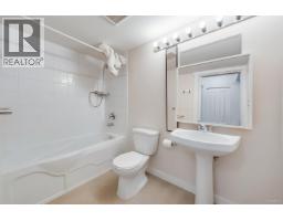 208 1420 Parkway Boulevard, Coquitlam, BC V3E3J6 Photo 12