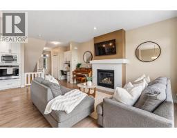 63 Fireside Crescent - photo 4