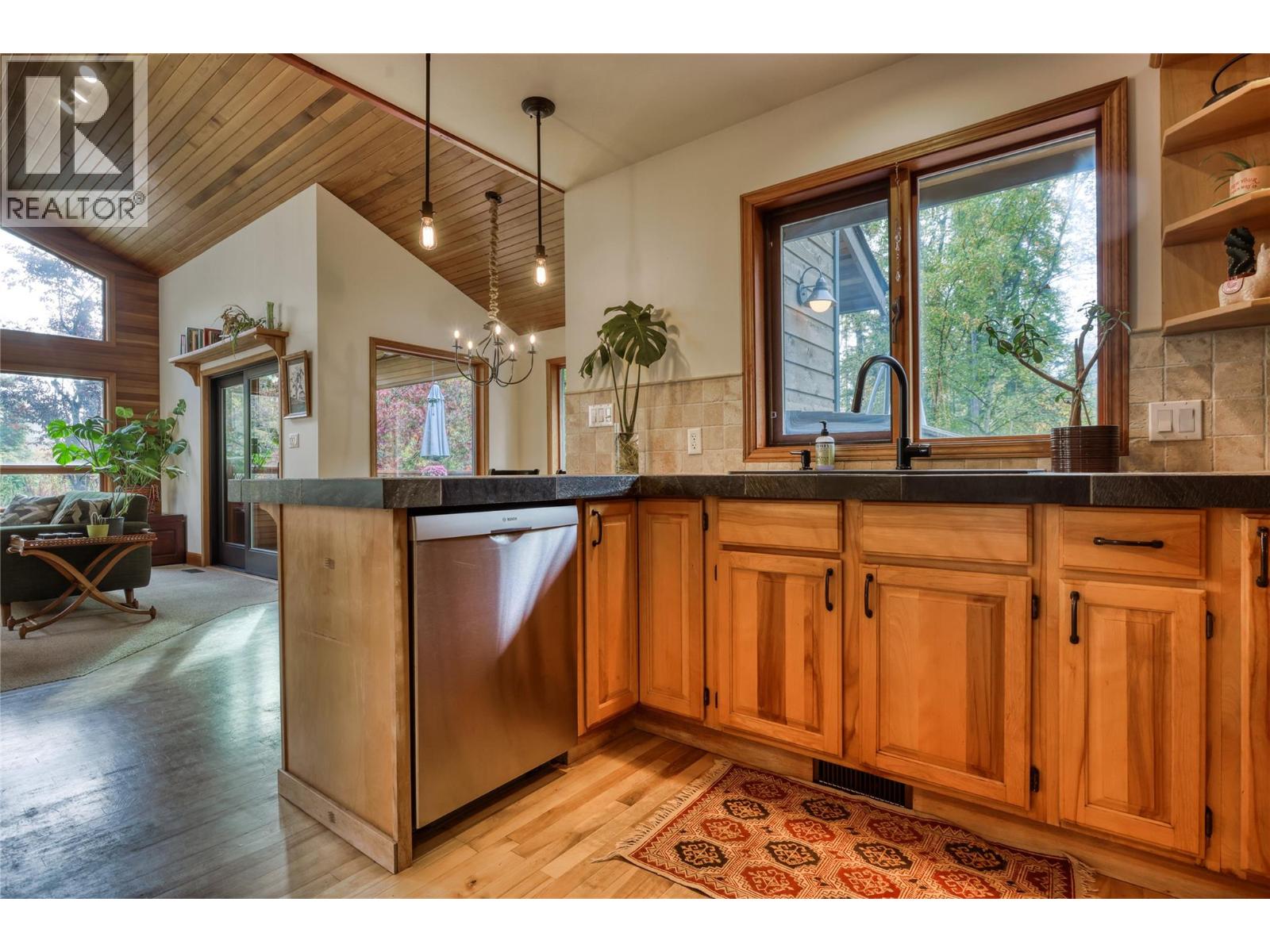 3795 AARON Road - 12