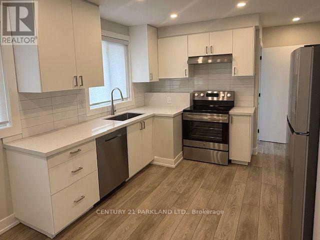 MAIN LEVEL - 82 VEROBEACH BOULEVARD, Toronto (Humbermede) — photo 7