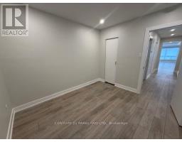 Main Level - 82 Verobeach Boulevard, Toronto, ON M9M1P9 Photo 15