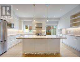13 Compass Way, Mississauga, ON L5G4T8 Photo 12