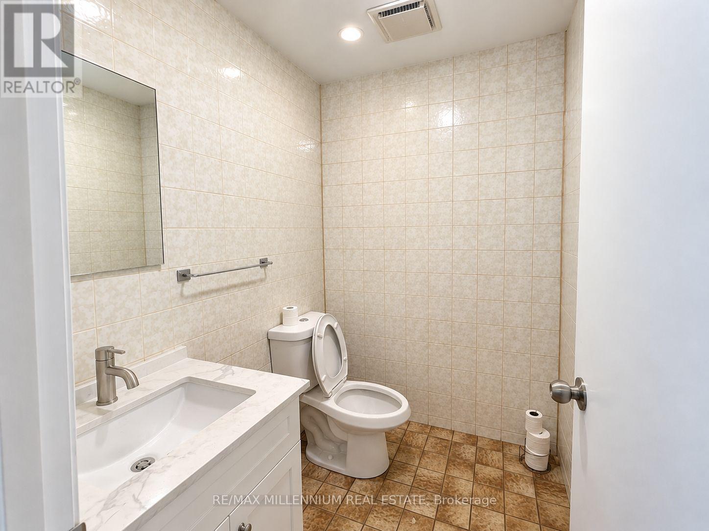 10B - 22 STRATHEARN AVENUE, Brampton (Steeles Industrial) — photo 7