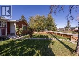 2035 47 Street SE - photo 2