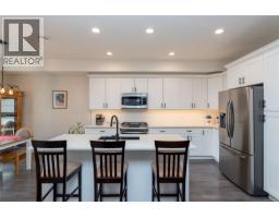 Kitchen - 6897 Beaton Rd, Sooke, BC V9Z0M3 Photo 10