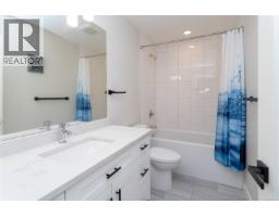 6897 Beaton Rd, Sooke, BC V9Z0M3 Photo 19