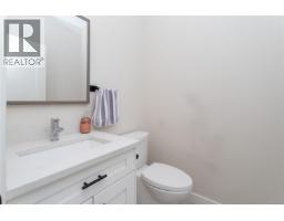 6897 Beaton Rd, Sooke, BC V9Z0M3 Photo 21
