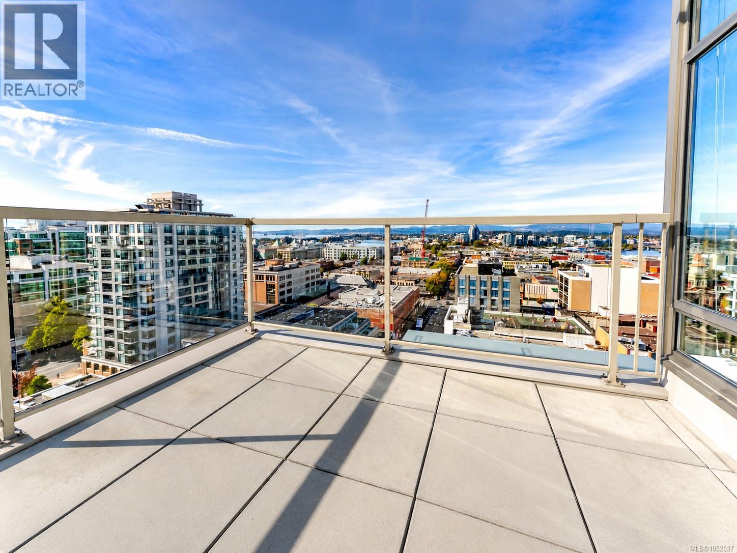 #PH 1501 760 Johnson St - 26