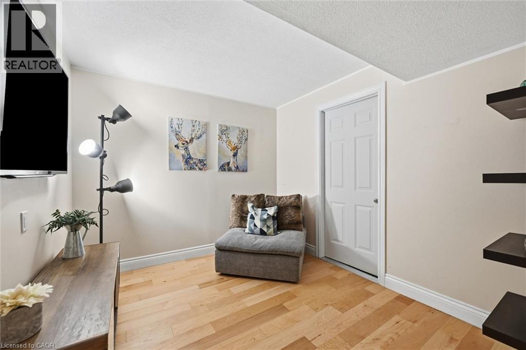 5474 Schueller Crescent — photo 38