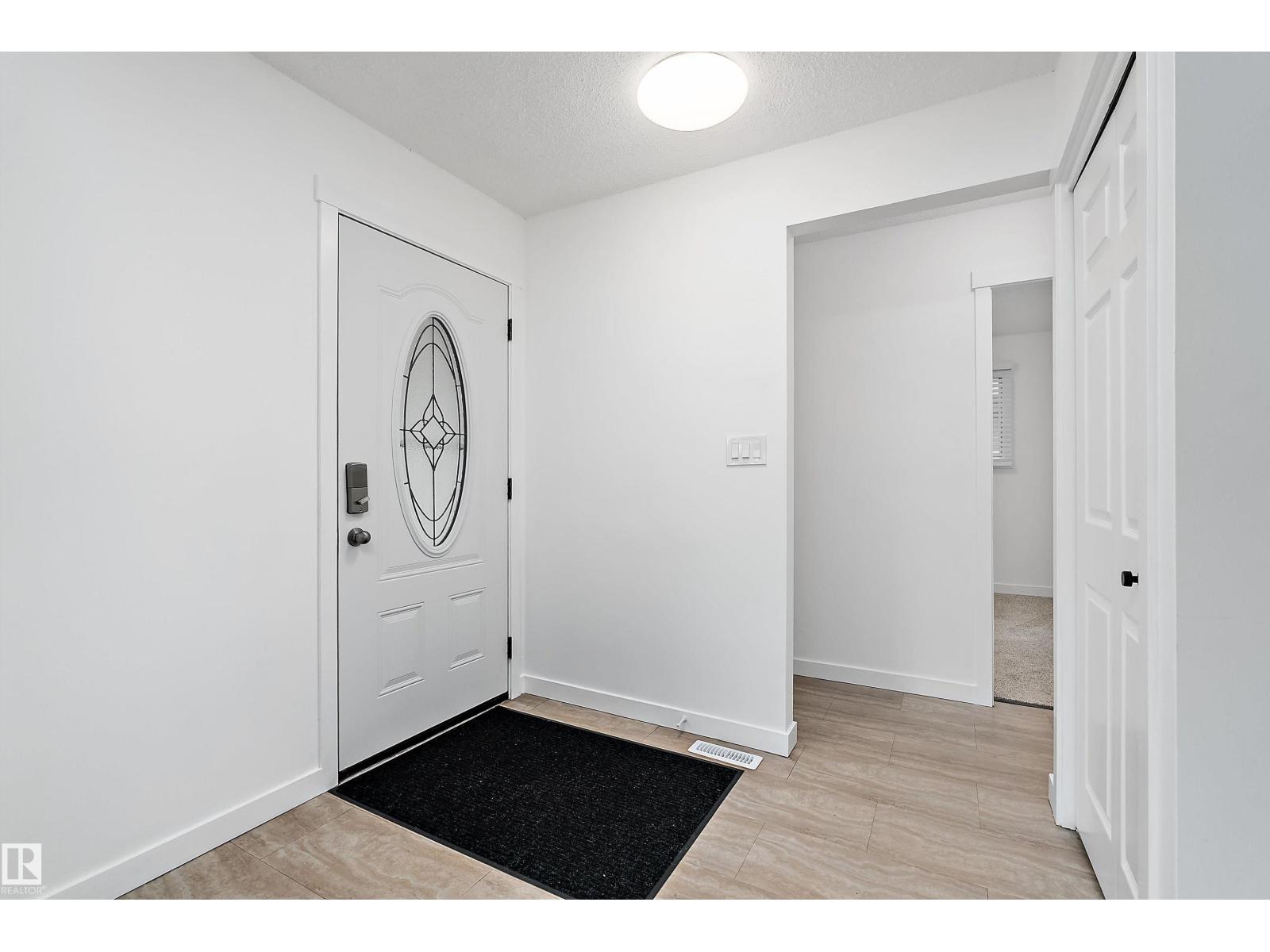 8612 30 AV NW - Image 4