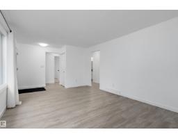 Laundry room - 8612 30 Av Nw Nw, Edmonton, AB T6K2X7 Photo 10