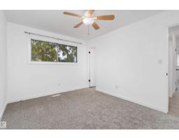 8612 30 Av Nw Nw, Edmonton, AB T6K2X7 Photo 13