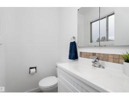 8612 30 Av Nw Nw, Edmonton, AB T6K2X7 Photo 15