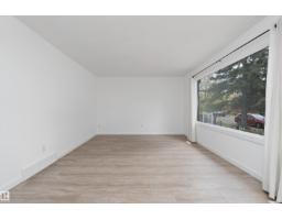 Bedroom 3 - 8612 30 Av Nw Nw, Edmonton, AB T6K2X7 Photo 6