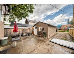 466 22 Avenue NW - photo 30