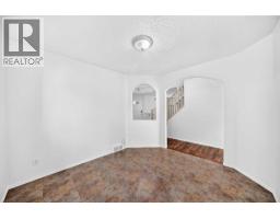 4pc Bathroom - 186 Panamount Drive Nw, Calgary, AB T3K5M3 Photo 12