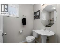 231 Copperfield Lane Se, Calgary, AB T2Z4T3 Photo 12