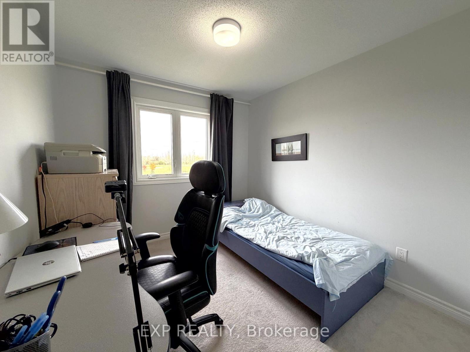 27 Bermondsey Way — photo 13