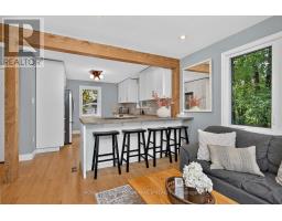 Eating area - 140 Begonia Avenue, Ottawa, ON K1H6E4 Photo 6
