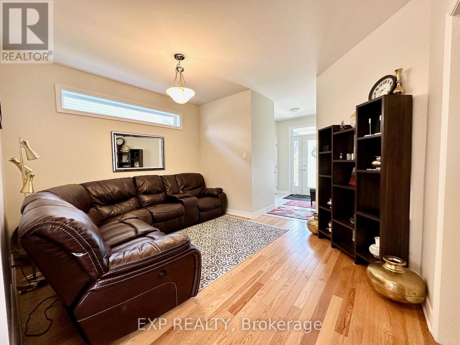 712 Namur Street — photo 21