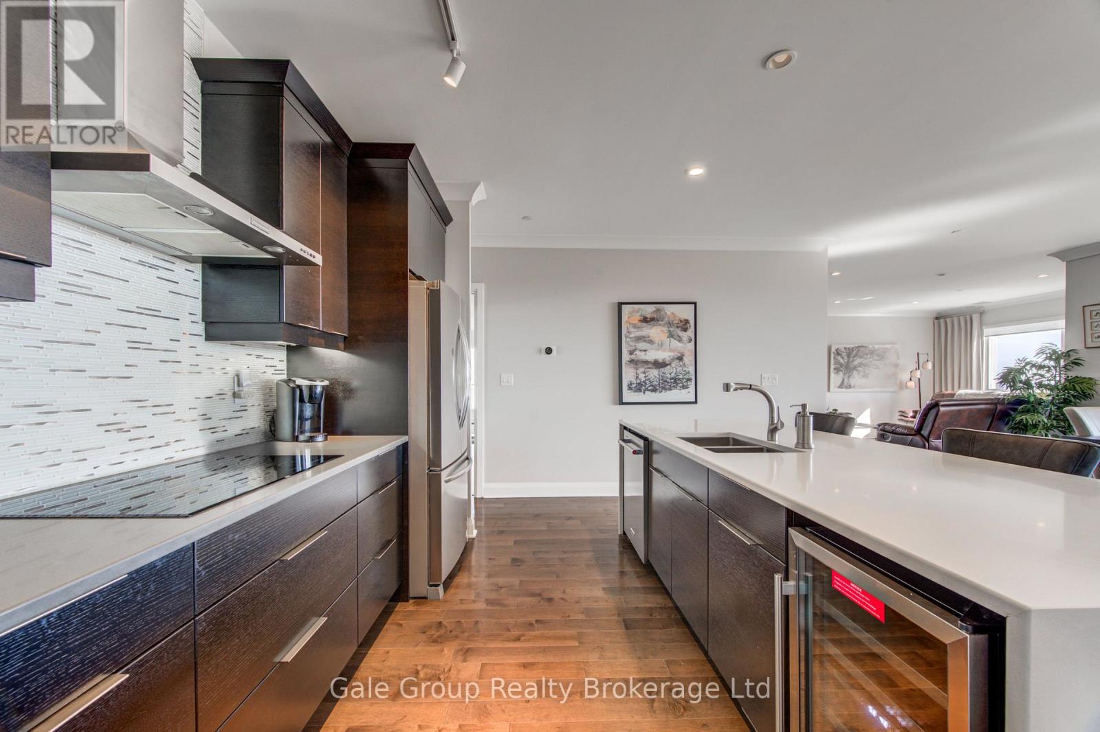 2702 - 330 RIDOUT STREET N, London East (East K) — photo 10