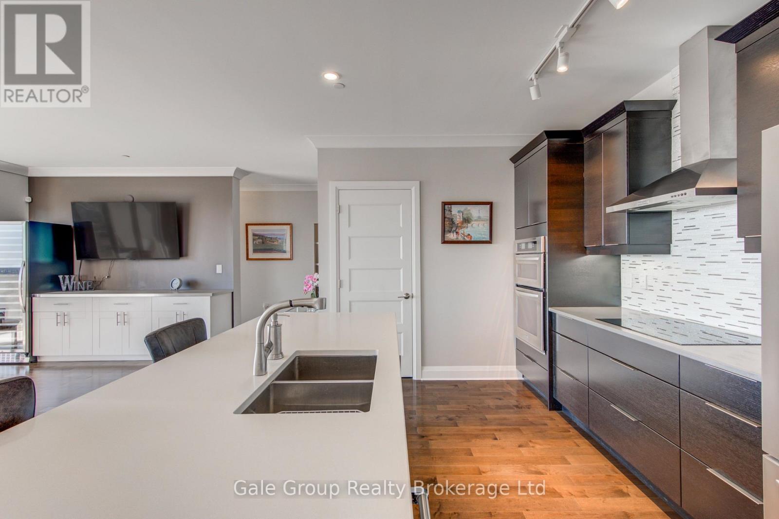 2702 - 330 RIDOUT STREET N, London East (East K) — photo 11