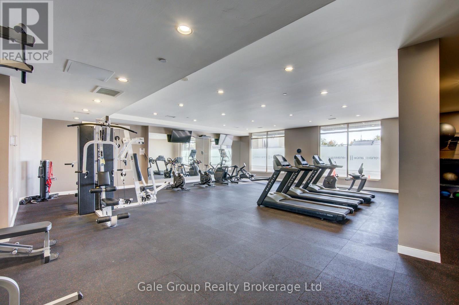 330 Ridout Street North — photo 34