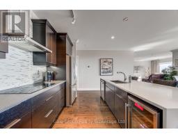 2702 - 330 Ridout Street N, London East, ON N6A0A7 Photo 10