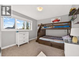 Bedroom - 34 Monterra Link, Cochrane Lake, AB T4C0G7 Photo 16