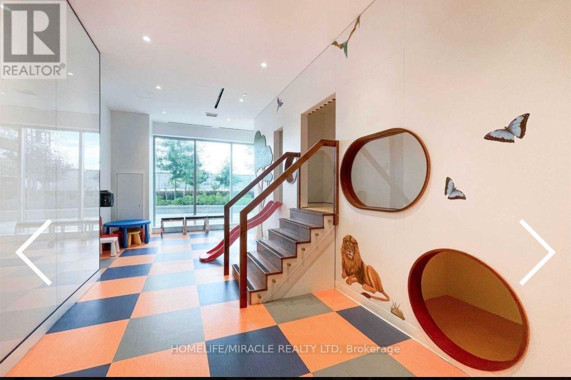 31 Tippett Road — photo 14