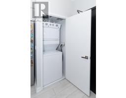 1320 - 31 Tippett Road, Toronto, ON M3H0C8 Photo 11