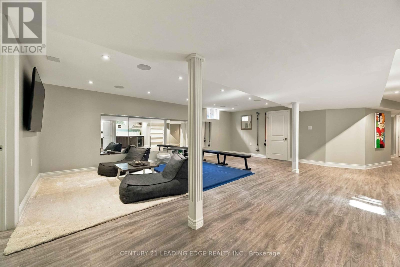 1952 SPRUCE HILL ROAD - 41
