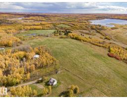 Enclosed porch - #203 1414 Hwy 37, Rural Lac Ste  Anne County, AB T0E1V0 Photo 11