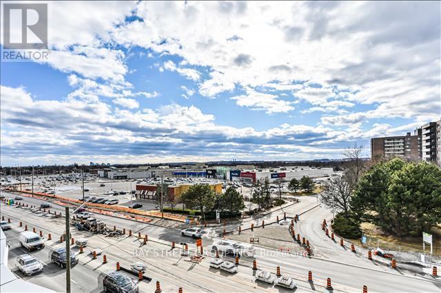 9471 Yonge Street — photo 14