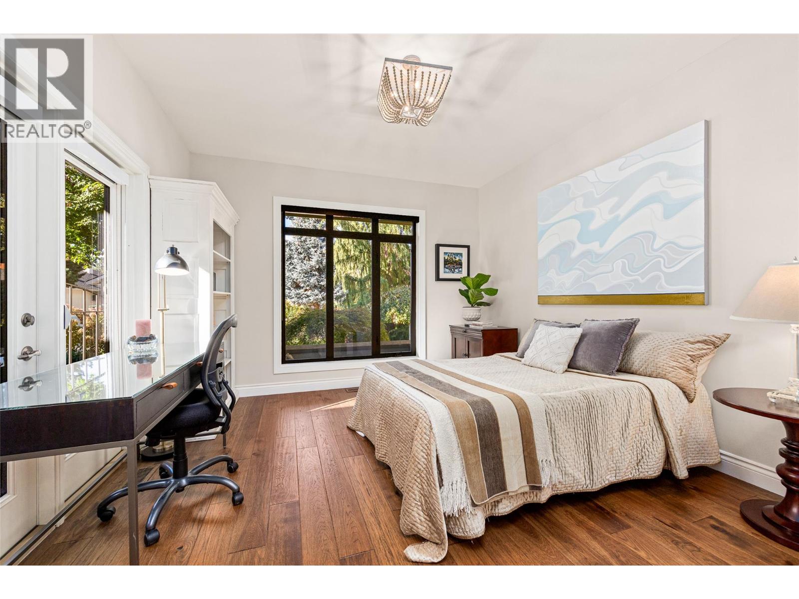 3887 Gallaghers Parkway - 33