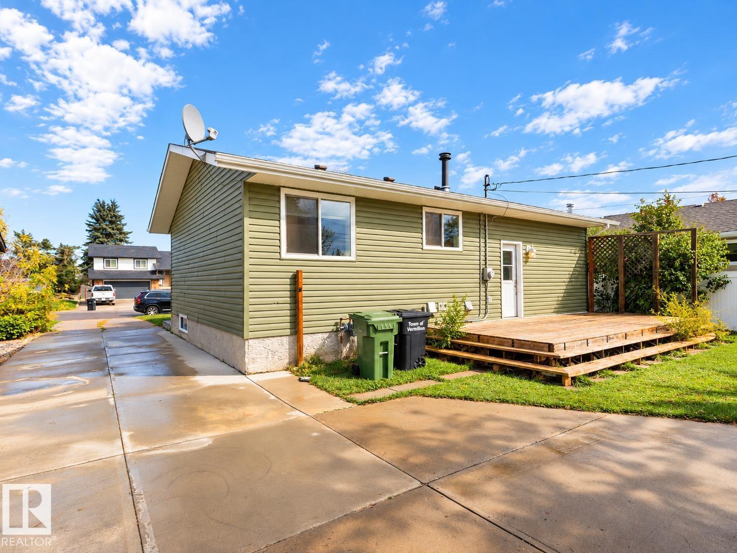 5919 53 AVE - 28