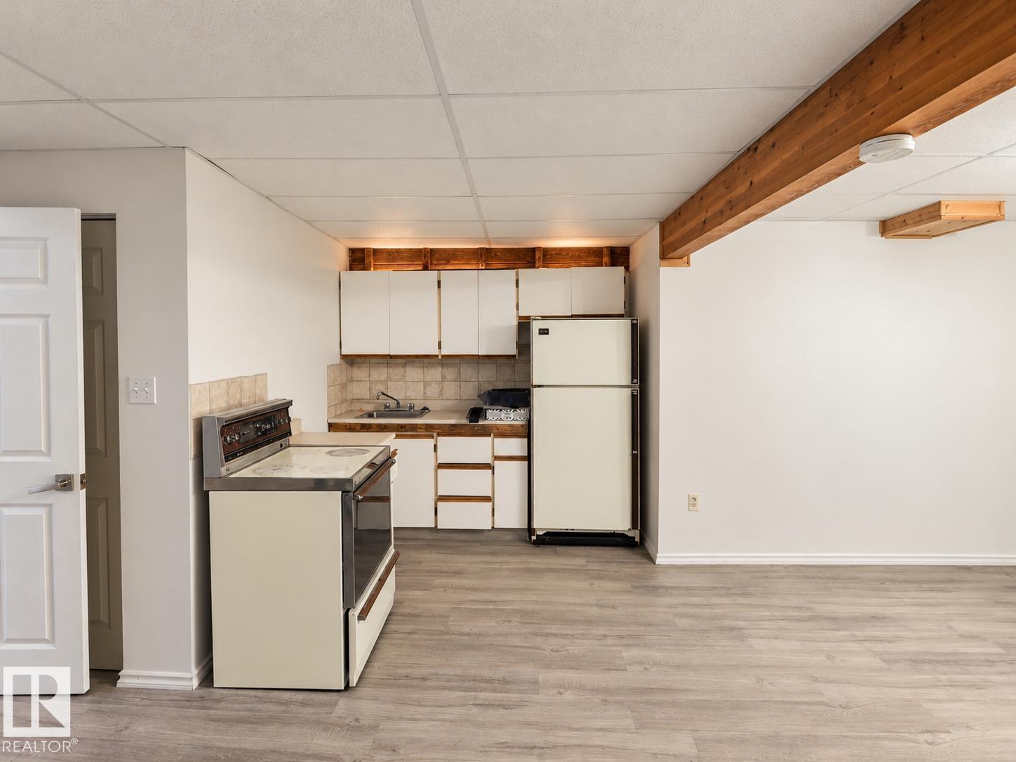 5919 53 AVE - 20