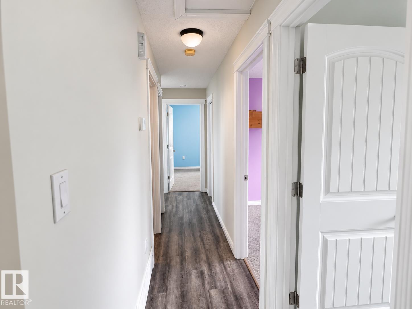 5919 53 AVE - 9