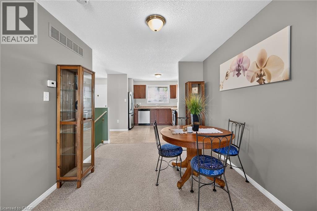 7 Powell Lane — photo 15