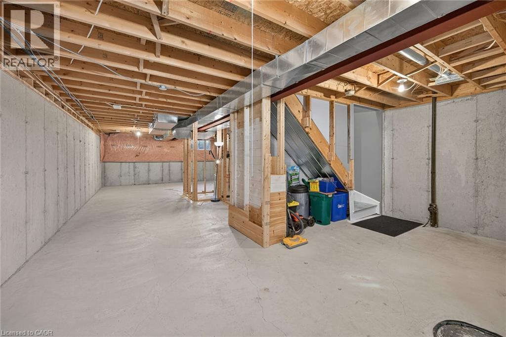 7 Powell Lane — photo 28