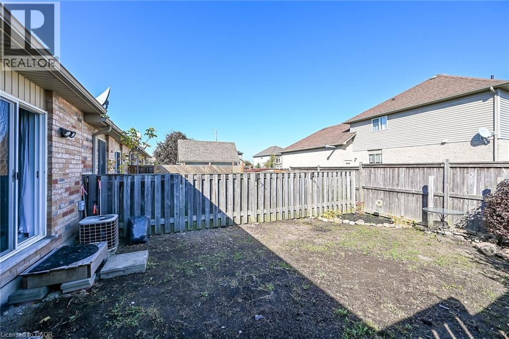 7 Powell Lane — photo 35