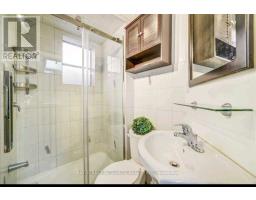 383 Silverthorn Avenue, Toronto, ON M6M3H1 Photo 10