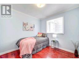 383 Silverthorn Avenue, Toronto, ON M6M3H1 Photo 9