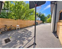 21 Mcintosh Avenue, Toronto, ON M8Y3E1 Photo 25