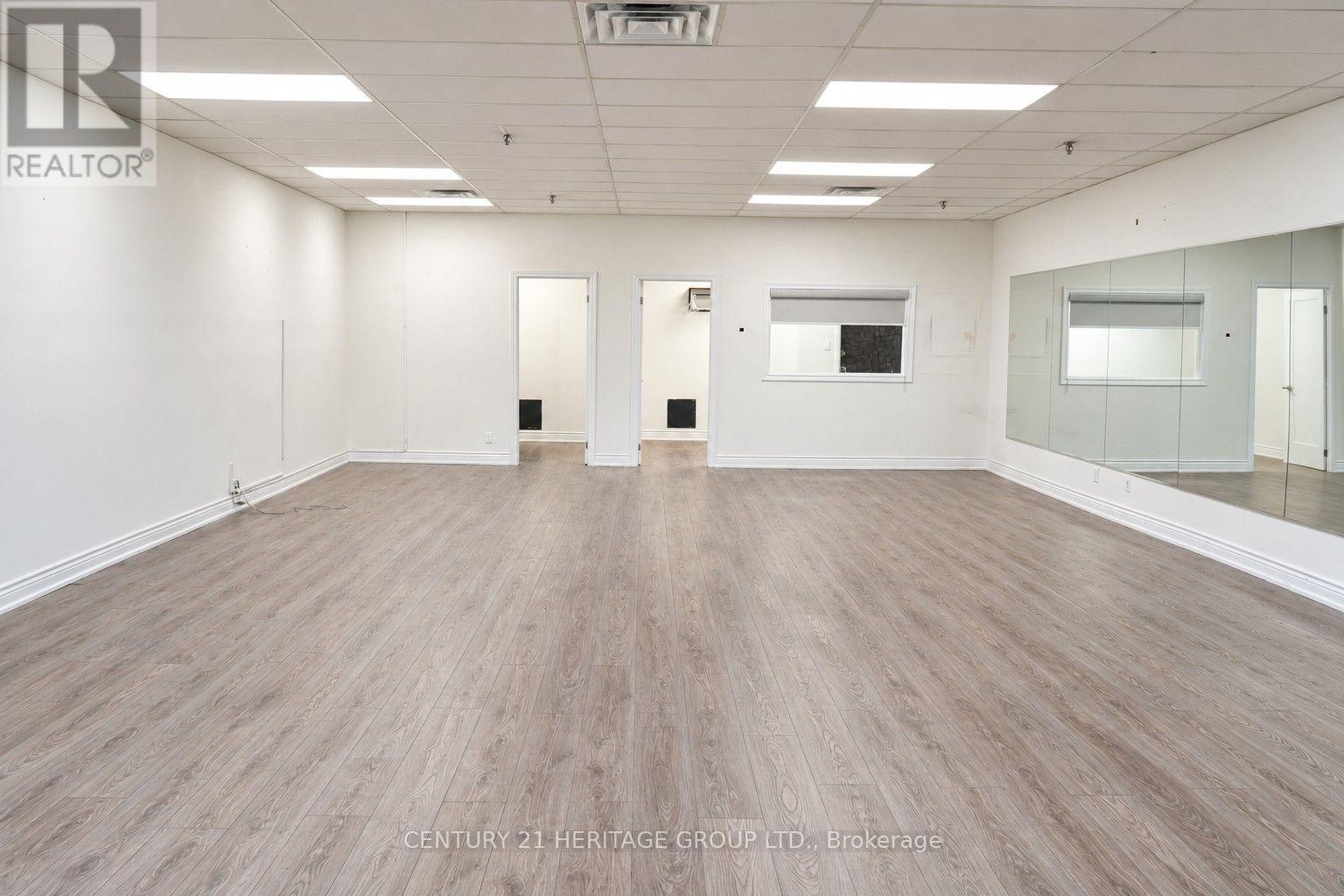 208 A - 4544 DUFFERIN STREET, Toronto (York University Heights) — photo 3