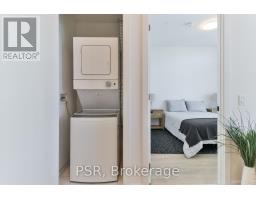 2305 - 10 Graphophone Grove, Toronto, ON M6H0E5 Photo 23